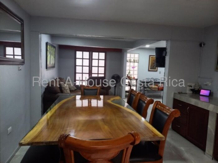 Venta de Casa en Guadalupe-Mata de Plátano. RAH 26-1417 PRECIO REBAJADO en Guadalupe, Goicoechea, San José — ₡ 85 000 000