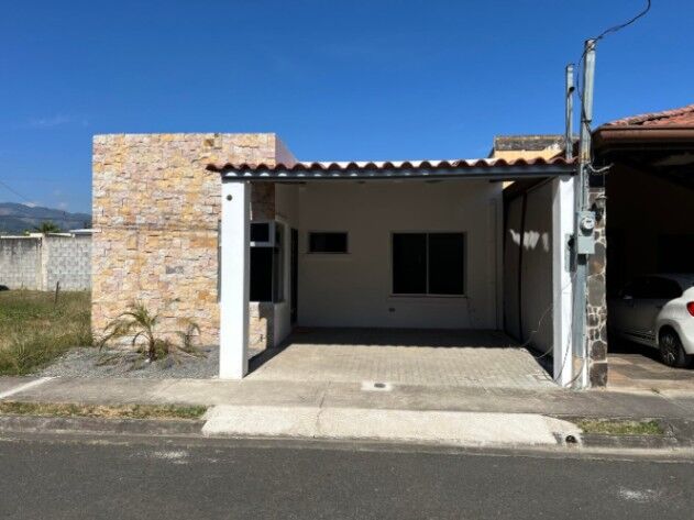 Venta de Casa en Quebradilla, Cartago. in Quebradilla, Cartago — $132,000