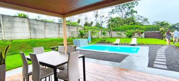 Hermosa Casa Airbnb cerca de La Fortuna en Peñas Blancas, San Ramón, Alajuela — $215,000 - Foto 4 de 26