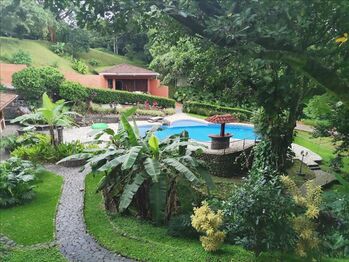 VENTA DE QUINTA CON 2 CASAS, CIUDAD COLON, RES MONTES DEL VALLE in Colón, Mora, San José — $1,500,000 - Photo 5 of 22