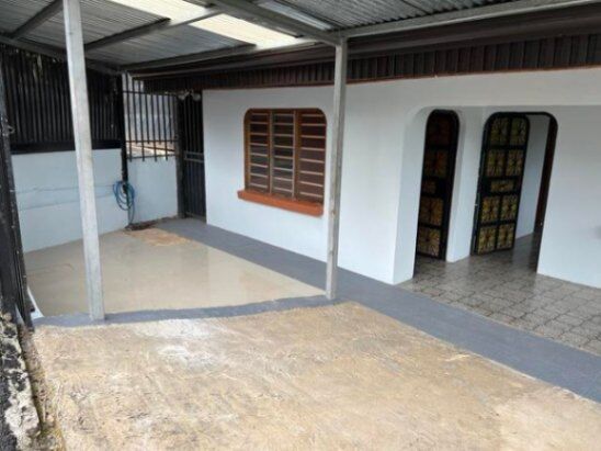 Casa de una planta en venta en Atenas, Alajuela en Atenas, Alajuela — $99,500