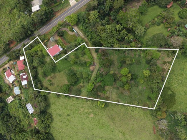 Propiedad para desarrollo | Santiago de San Ramón in Santiago, San Ramón, Alajuela — ₡ 280 000 000