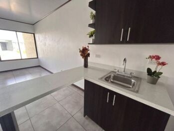 SE VENDE CASA EN GRECIA ALAJUELA in Puente De Piedra, Grecia, Alajuela — 68 000 000 ₡ - Photo 5 of 13