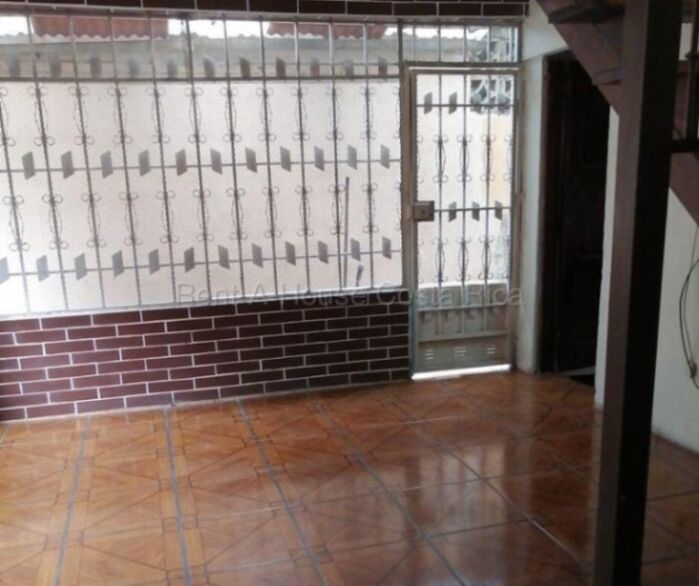 Se vende casa en Alajuela Centro 26-1529 en Alajuela — $190,000