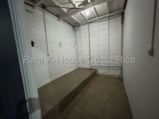 Propiedad mixta ideal para bodega o desarrollo en zona de alto crecimiento 26-1452 GS in Merced, San José — $680,000 - Photo 2 of 7