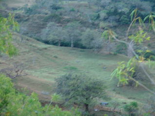 Se vende Terreno de 10.27 Hectáreas con Naciente, Vistas Ciudad Colón in Colón, Mora, San José — $2,400,000 - Photo 4 of 10