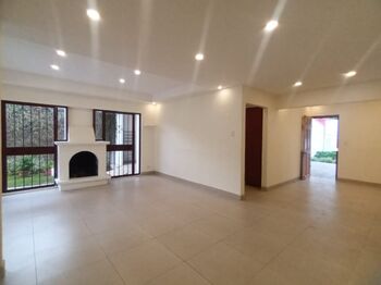  ALQUILER O VENTA CASA EN HEREDIA SAN RAFAEL RESIDENCIAL EL CASTILLO TEL: 8325 9589 en Ángeles, San Rafael, Heredia — $1,900 - Foto 4 de 12