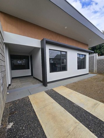 VENTA CASA DE UNA PLANTA INDEPENDIENTE BARVA HEREDIA in San Pedro, Barva, Heredia — ₡ 98 000 000