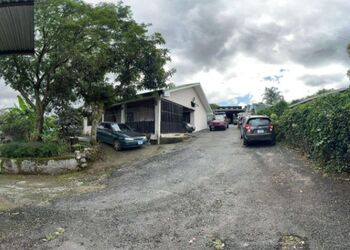 Venta de Propiedad + 3 Casas en Desamparados, San José. RAH 26-149 en San Rafael Arriba, Desamparados, San José — 300 000 000 ₡ - Foto 4 de 12