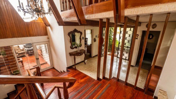 Venta de casa uso mixto comercial/residencial en Tres Ríos (AD) en Tres Ríos, La Unión, Cartago — $390,000
