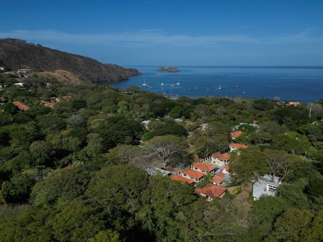 Apartamentos de playa en venta en Playa Hermosa , Guanacaste in Sardinal, Carrillo, Guanacaste — $215,000