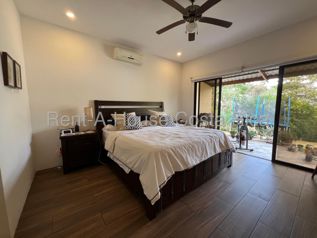 Venta de casa contemporánea con estudio musical en Piedades, Santa Ana #26-1487 GS en Piedades, Santa Ana, San José — $395,000 - Foto 5 de 11