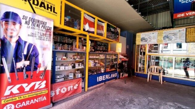 Venta de Bodega Comercial en Granadilla de Curridabat. PRECIO NEGOCIABLE in Granadilla, Curridabat, San José — ₡ 175 000 000