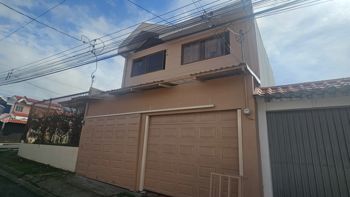 Se vende casa en Moravia in San Vicente, Moravia, San José — $240,000 - Photo 2 of 26