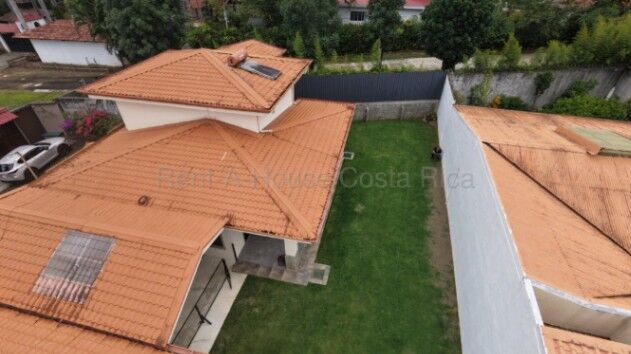 CASA EN VENTA EN ALAJUELA en San José, Alajuela — $468,000