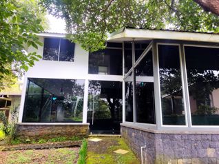 Se vende ,casa Ave del Paraiso,San Rafael,Heredia in Ángeles, San Rafael, Heredia — $344,000 - Photo 4 of 41