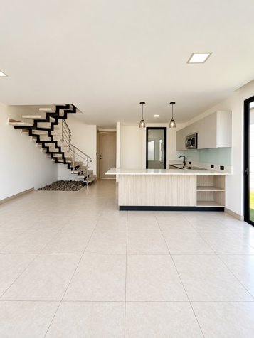 Alquiler en Lindora en Pozos, Santa Ana, San José — $2,350 - Foto 2 de 12