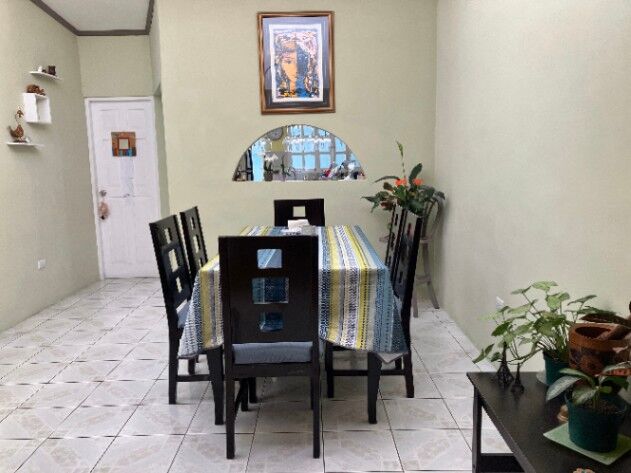 Vendo hermosa casa muy iluminada en excelente ubicación en San Juan, La Unión, Cartago — ₡ 60 000 000