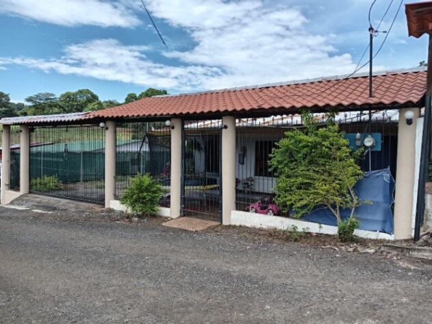 ¡Tú Refugio en Atenas! Ubicación Estratégica y Naturaleza a tu Alcance  en Atenas, Alajuela — ₡ 55 000 000