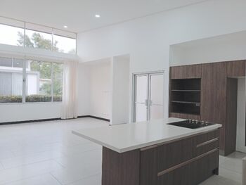 Alquiler de Casa en Piedades de Santa Ana. en Piedades, Santa Ana, San José — $1,800 - Foto 4 de 10