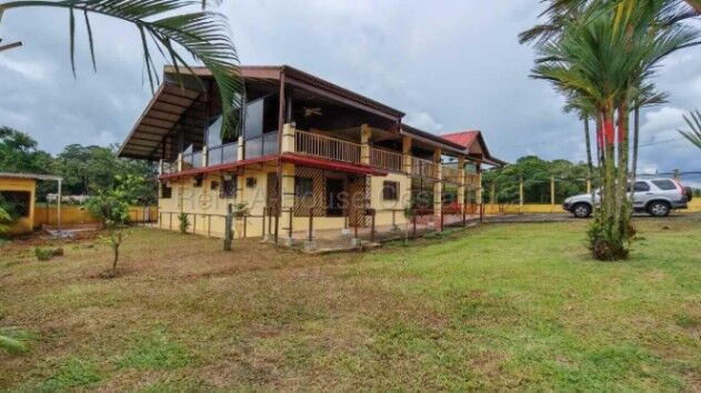 Venta de linda propiedad con amplias areas verdes en la Virgen Sarapiqui 26-2266 in La Virgen, Sarapiquí, Heredia — $350,000