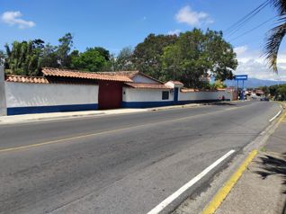 Se Vende Hermosa Casa Antigua en Santa Rosa de Santo Domingo, Heredia en Santa Rosa, Santo Domingo, Heredia — $915,000 - Foto 2 de 38