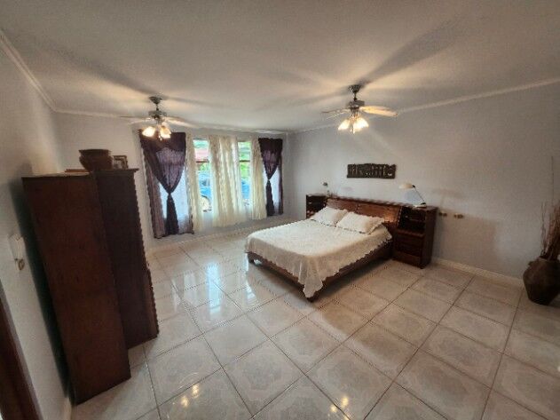 Casa de 3 cuartos en Quebradas, Perez Zeledon, Costa Rica in San Isidro De El General, Pérez Zeledón, San José — $269,999