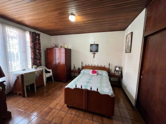 Venta de Casa + Lote Amplio en Curridabat, San José. RAH 26-228 en Curridabat, San José — ₡ 137 500 000