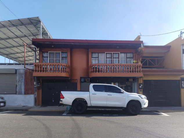 Commercial building for sale downtown Grecia in Grecia, Alajuela — ₡ 215 000 000