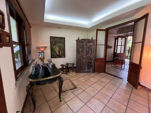 Venta de Casa en Brasil de Santa Ana. in Brasil, Santa Ana, San José — $900,000