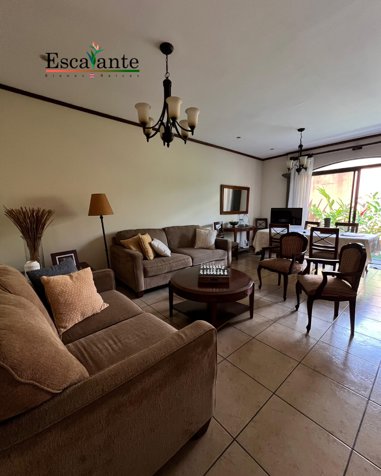 Venta de Casa en Praderas del Sol, Santa Ana in Santa Ana, San José — $298,000