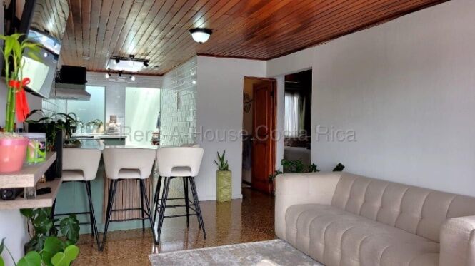Venta de Apartamento en Tibás-San Juan. RAH 26-1571 en San Juan, Tibás, San José — ₡ 53 900 000