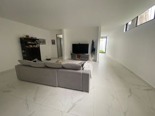 Venta de Casa en Escazú-San Antonio. RAH 26-353 - Photo 2 of 3