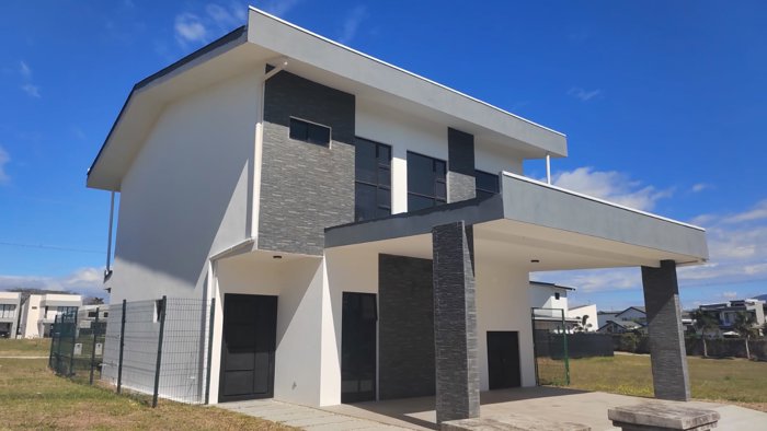 Venta de Casa en Condominio / San Rafael de Alajuela in San Rafael, Alajuela — $280,000