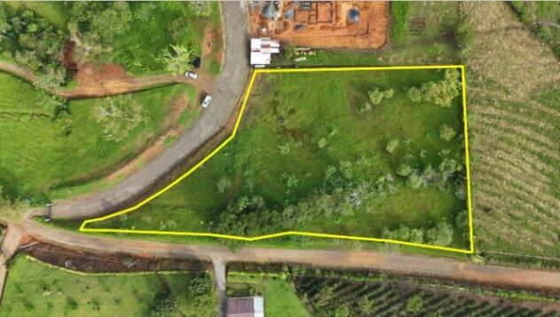 HERMOSO LOTE EN RISE SANTA ELENA, PÉREZ ZELEDÓN en San Isidro De El General, Pérez Zeledón, San José — $250,000