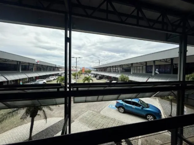 Alquiler de Local Comercial u Oficina en San Fco de Heredia. RAH 26-402 in San Francisco, Heredia — $508