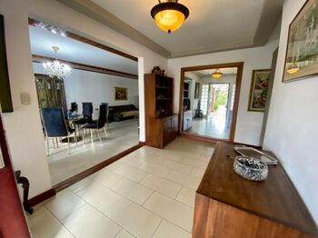 CASA EN VENTA EN SAN RAFAEL ESCAZÙ en San Rafael, Escazú, San José — $490,000 - Foto 2 de 7