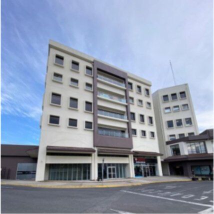 ALQUILER DE LOCAL, HEREDIA, SAN FRANCISCO, CENTRO DE NEGOCIOS PASEO DE LAS FLORES.   en San Francisco, Heredia — $2,032