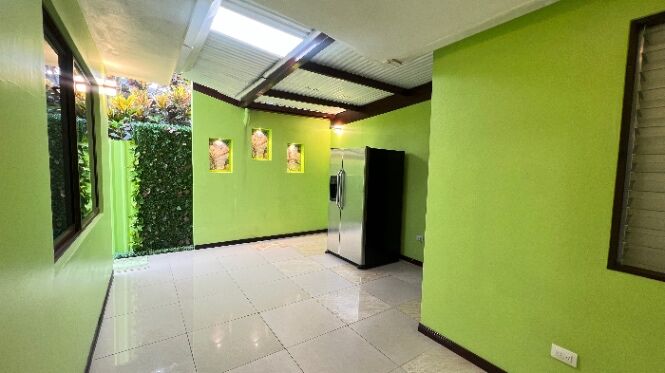 ‼️EXCELENTE OPORTUNIDAD NEGOCIABLE ‼️ in Turrúcares, Alajuela — ₡ 77 000 000