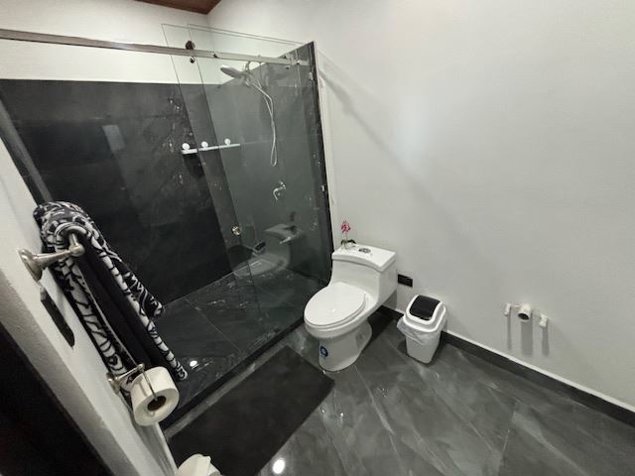 Complejo de apartamento de 7 unidades en Atenas, Alajuela — $950,000 - Foto 3 de 19