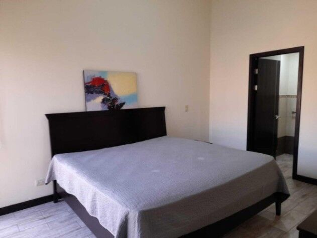 APARTAMENTO EN VENTA, SANTA ANA $185.000 COD#26-10 in Santa Ana, San José — $185,000