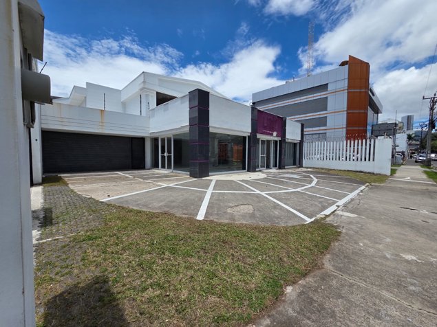 Se alquila, Local Comercial en Rohrmoser en Mata Redonda, San José — $6,000