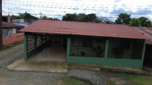 CASA EN VENTA EN LAS LOMAS, BUENOS AIRES, PUNTARENAS in San Isidro De El General, Pérez Zeledón, San José — $120,000