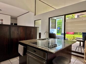 Venta de Casa en Piedades de Santa Ana. RAH 26-773 in Piedades, Santa Ana, San José — $490,000 - Photo 5 of 18