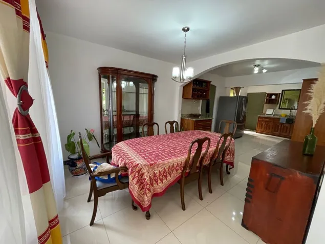 Escazu San Antonio propiedad con 2 casas en San Antonio, Escazú, San José — $555,000 - Foto 3 de 30