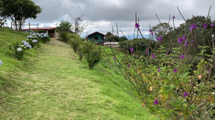 VENTA DE QUINTA, CARTAGO, LLANO GRANDE in Llano Grande, Cartago — $320,000 - Photo 3 of 15