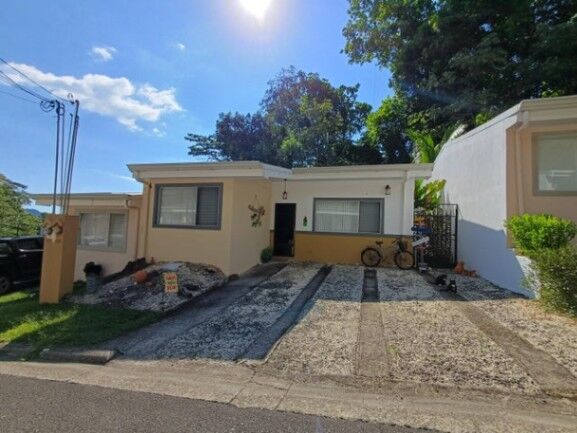 Venta de Casa de Playa en Garabito, Puntarenas. RAH 26-1197 in Jacó, Garabito, Puntarenas — $135,000