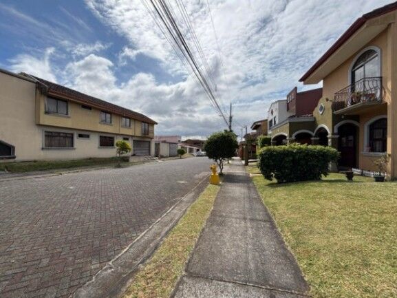 se vende lote de 193m2 en condominio de San Pablo Heredia 25-1378 in San Pablo, Heredia — $90,000