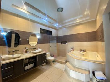 Venta de Casa en Belén-San Antonio, Heredia. RAH 26-1302 en San Antonio, Belén, Heredia — $370,000 - Foto 5 de 6