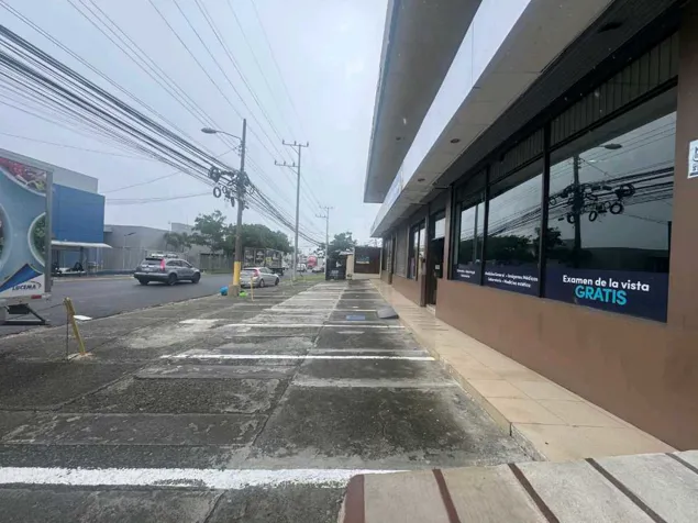 LOCAL IDEAL PARA CENTRO GERIÁTRICO O CLÍNICA. en Pavas, San José — $20,076